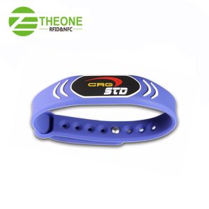 wfegrtyh 300x300 - RFID Silicone Wristband